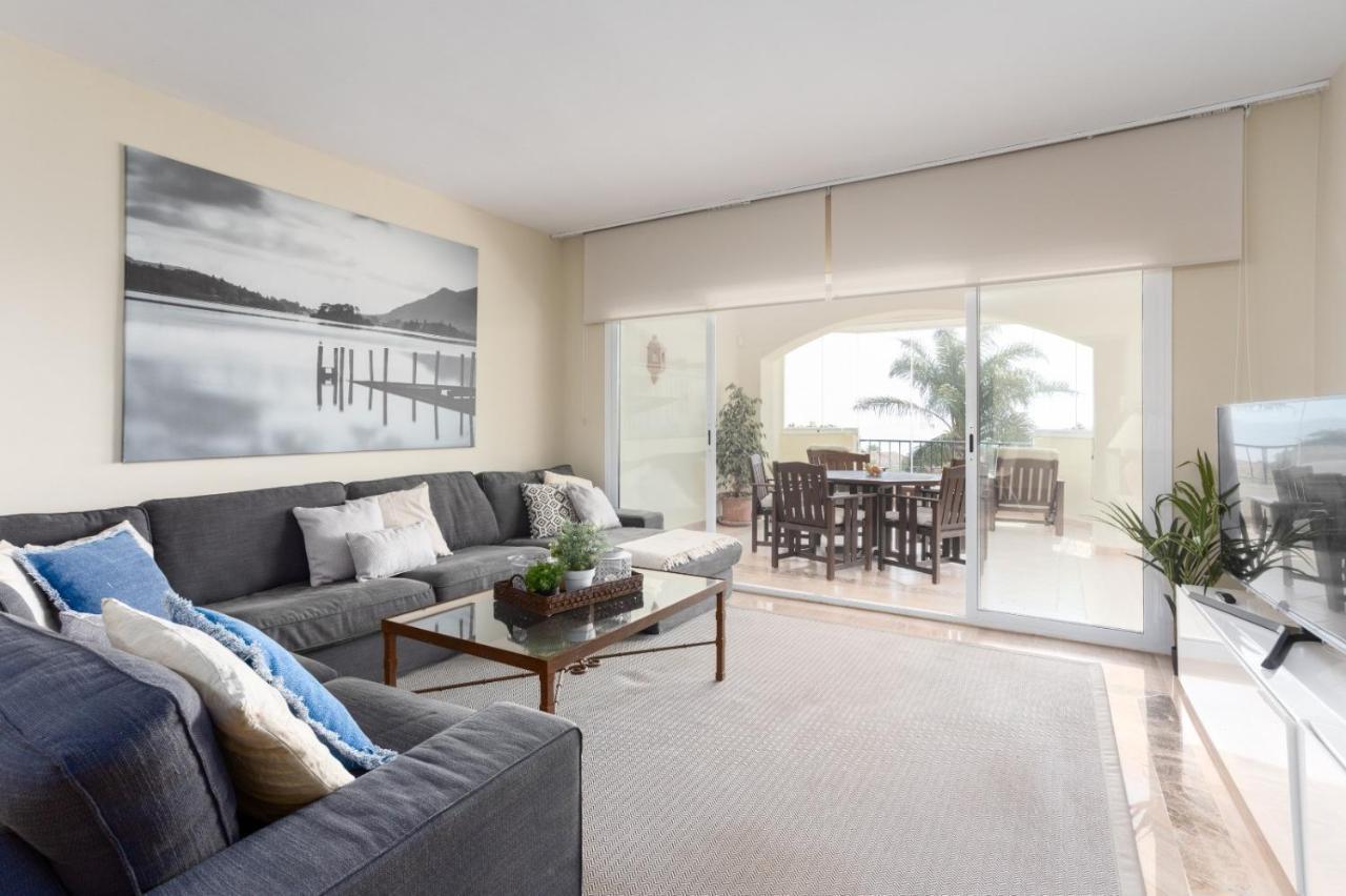Homeforguest Front Line Beach Apartment In Hacienda Playa 马尔韦利亚 外观 照片