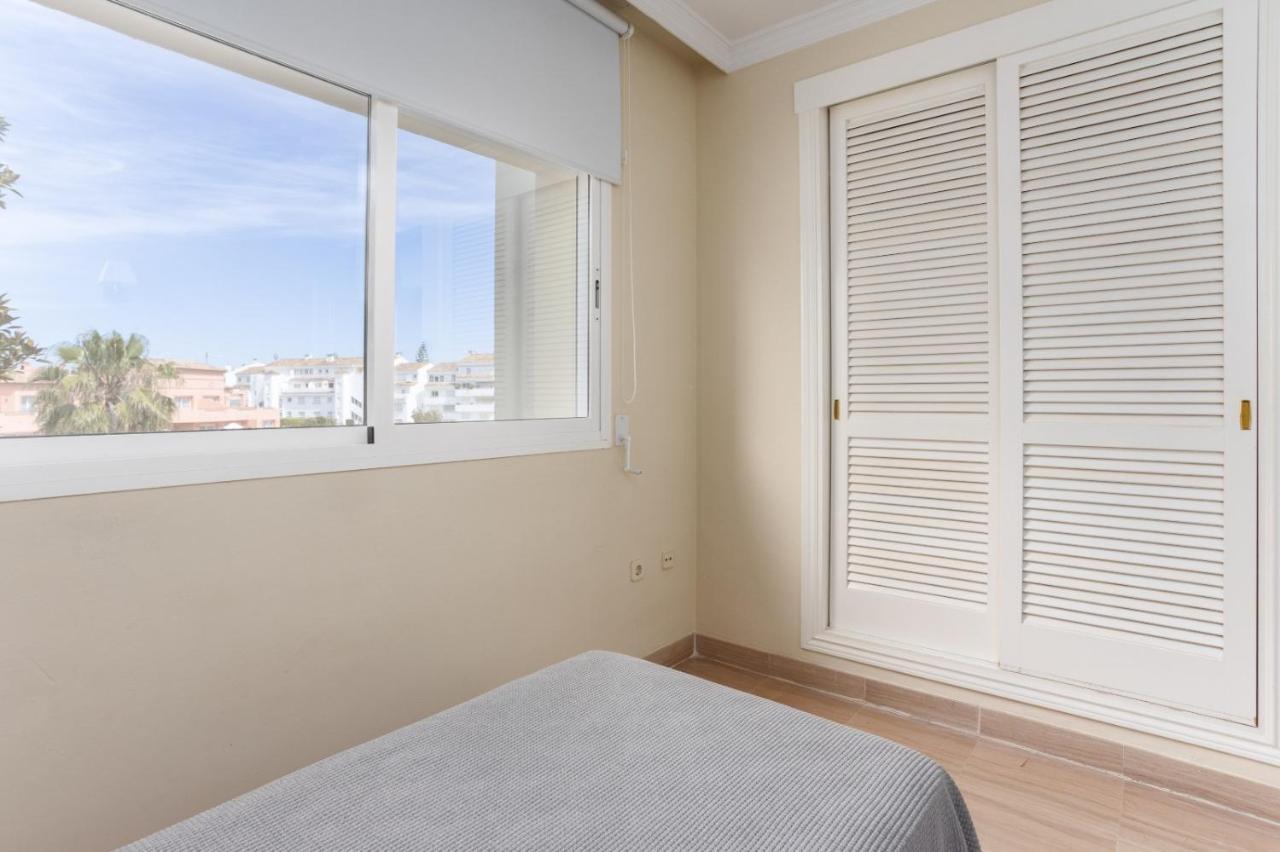 Homeforguest Front Line Beach Apartment In Hacienda Playa 马尔韦利亚 外观 照片