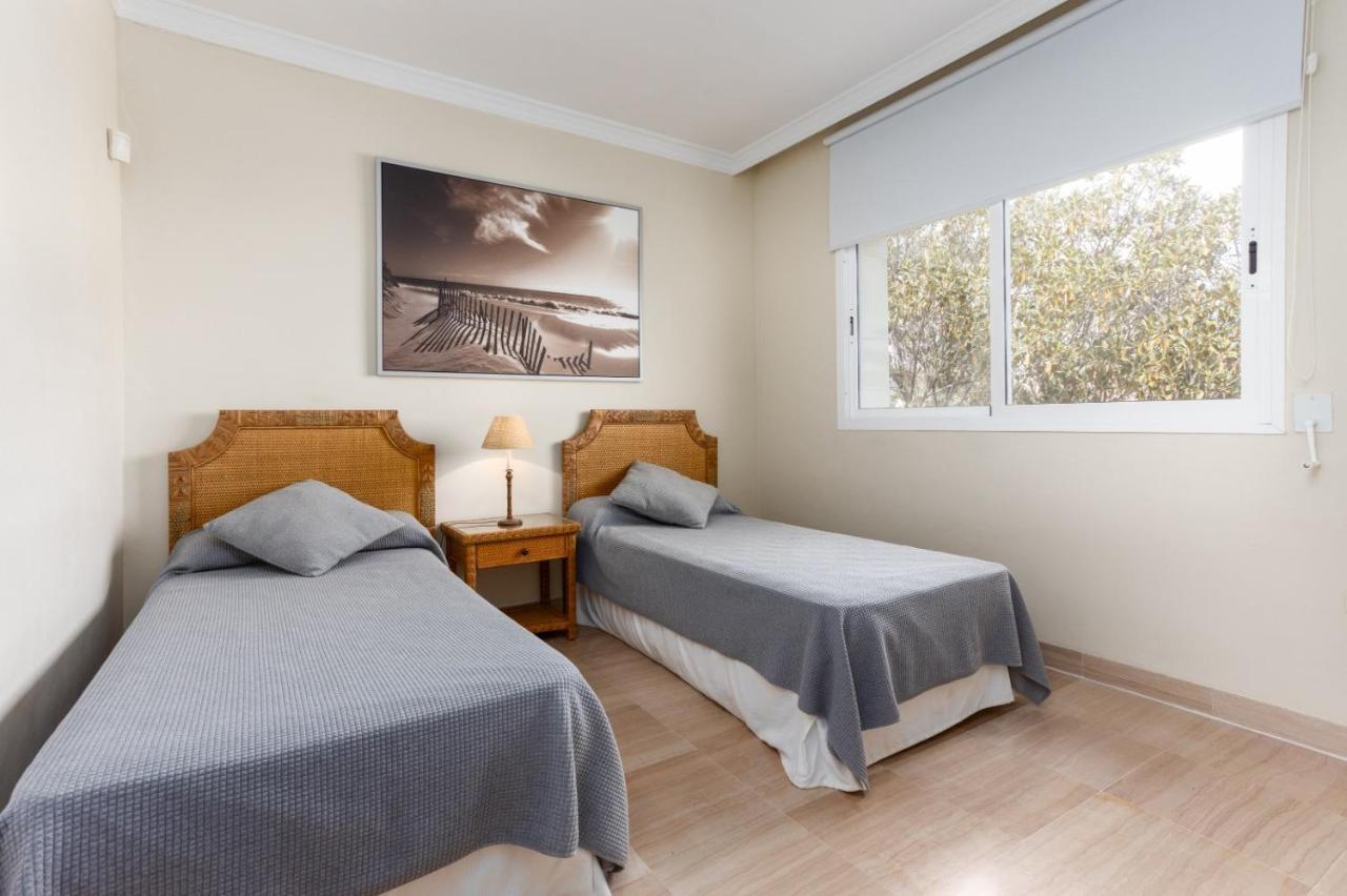 Homeforguest Front Line Beach Apartment In Hacienda Playa 马尔韦利亚 外观 照片