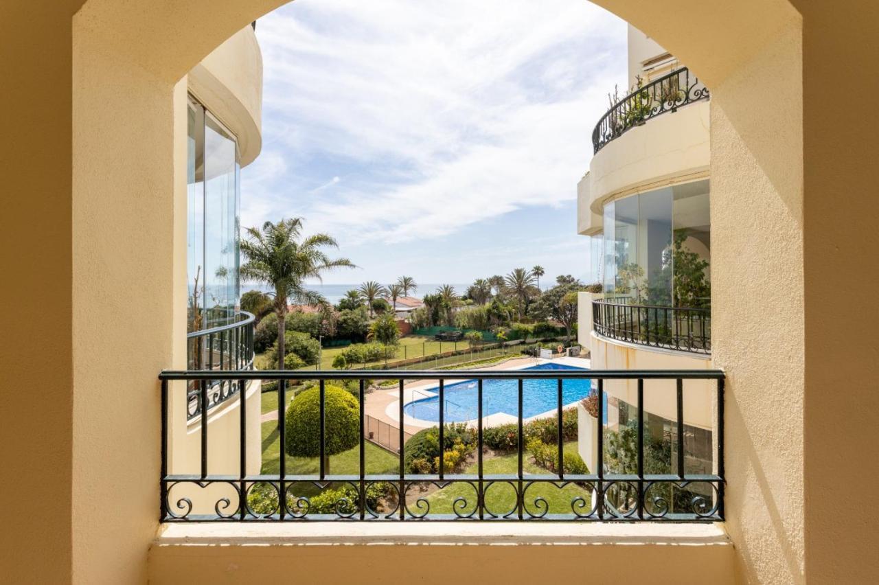 Homeforguest Front Line Beach Apartment In Hacienda Playa 马尔韦利亚 外观 照片